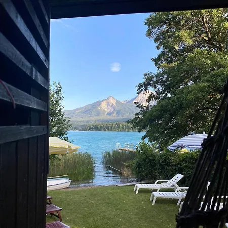 Am Faaker Mit Privatstrand Und Ruderboot * フィラハ