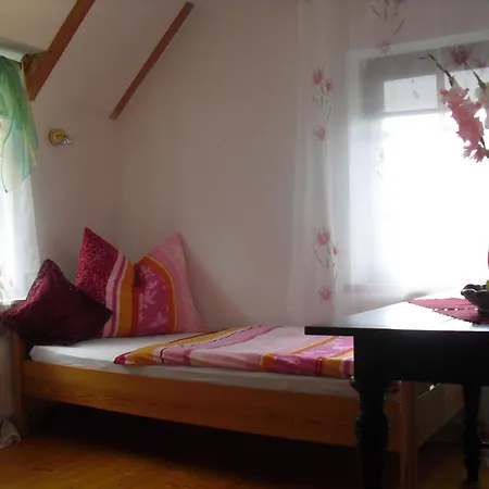 Am Faaker Mit Privatstrand Und Ruderboot アパート